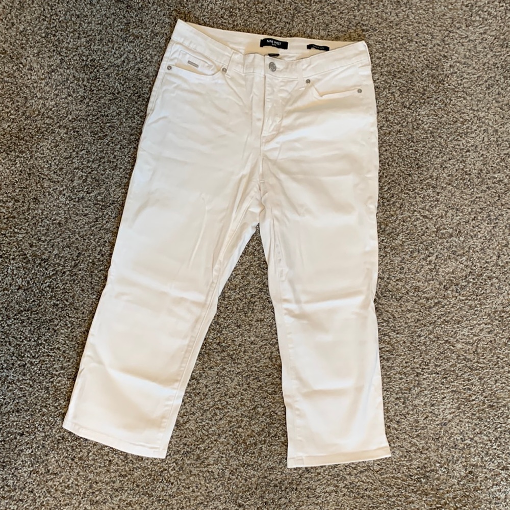 White jean capris